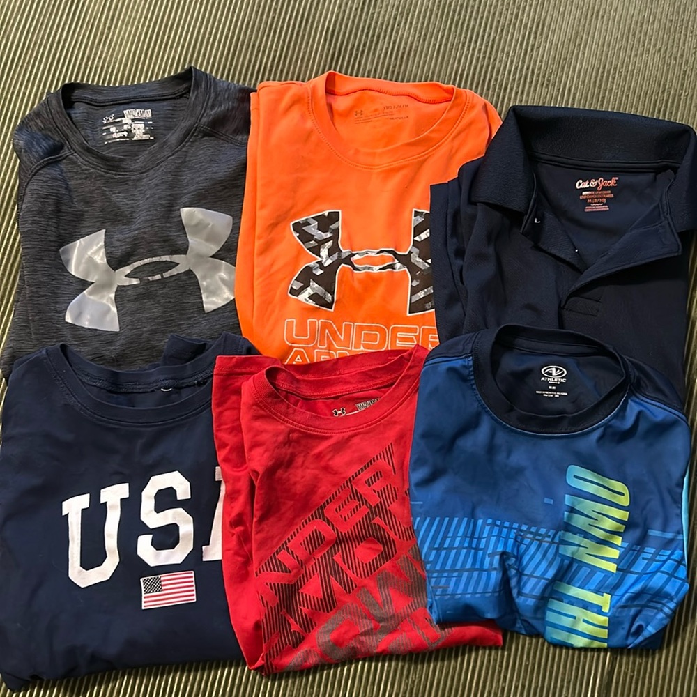 Six boys tees, all short sleeve. Various brands, mostly Under Armour